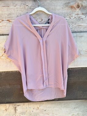 NWOT Lovestitch sheer V-Neck Dolman Blouse - Dusty Pink